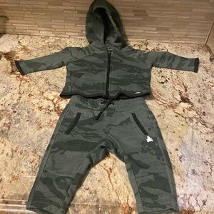 GAP Kids Green Camouflage Jogger Set